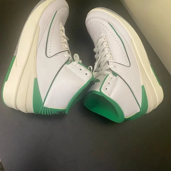Nike Air Jordan 2 Retro Lucky GreenMens Shoes- Size 10